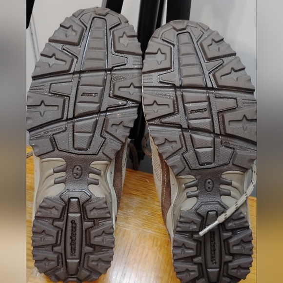 New Balance 606 Brown Trail Hiking Walking Athletic Shoes Women’s 7 size - Picture 16 of 16